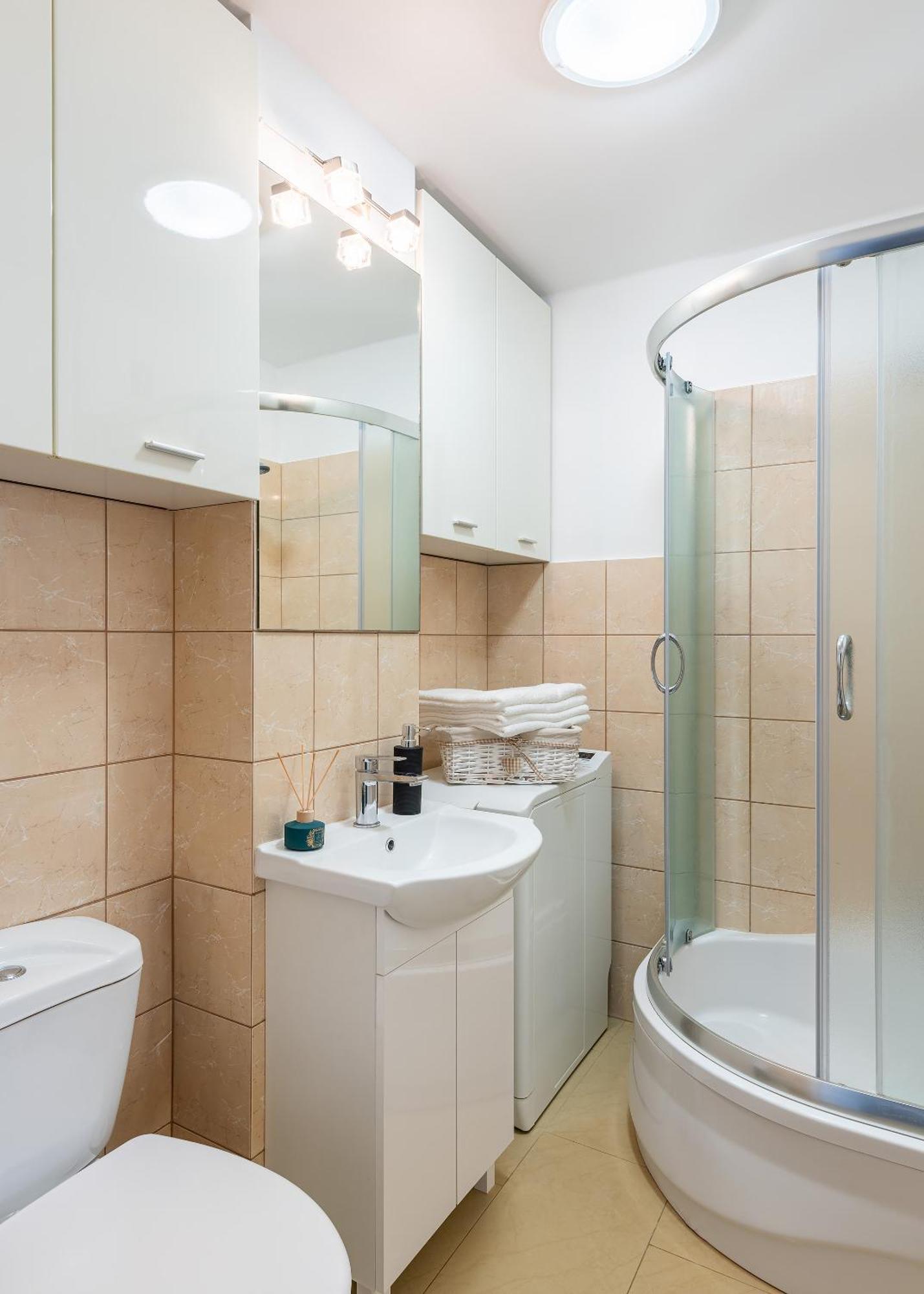 Apartament Bosa Warsaw Centrum Apartment Grzybowska39 *